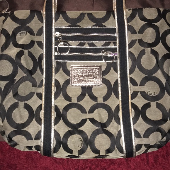 Coach Bag - Picture 2 of 8